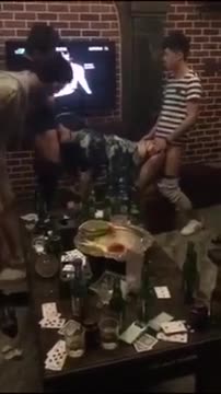 网曝门事件全网都知道李X雪与郑X皓分手了美女KTV喝醉前口后入式疯狂3P抖音短视频曝光附微信完整对话 — 2025